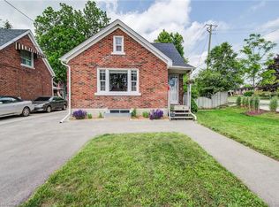 462 Stirling Ave S, Kitchener, ON N2M3J2