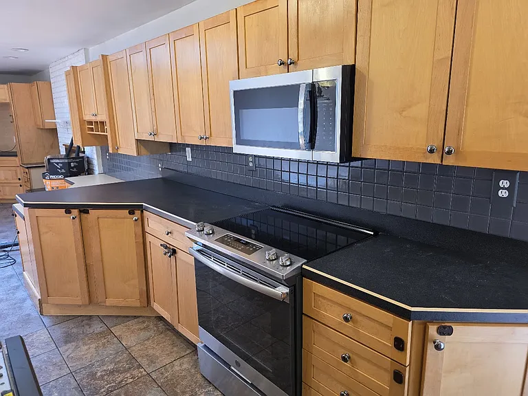 15860 Lexington St — Photo 23