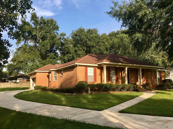 3011 Azalea Trace Dr N