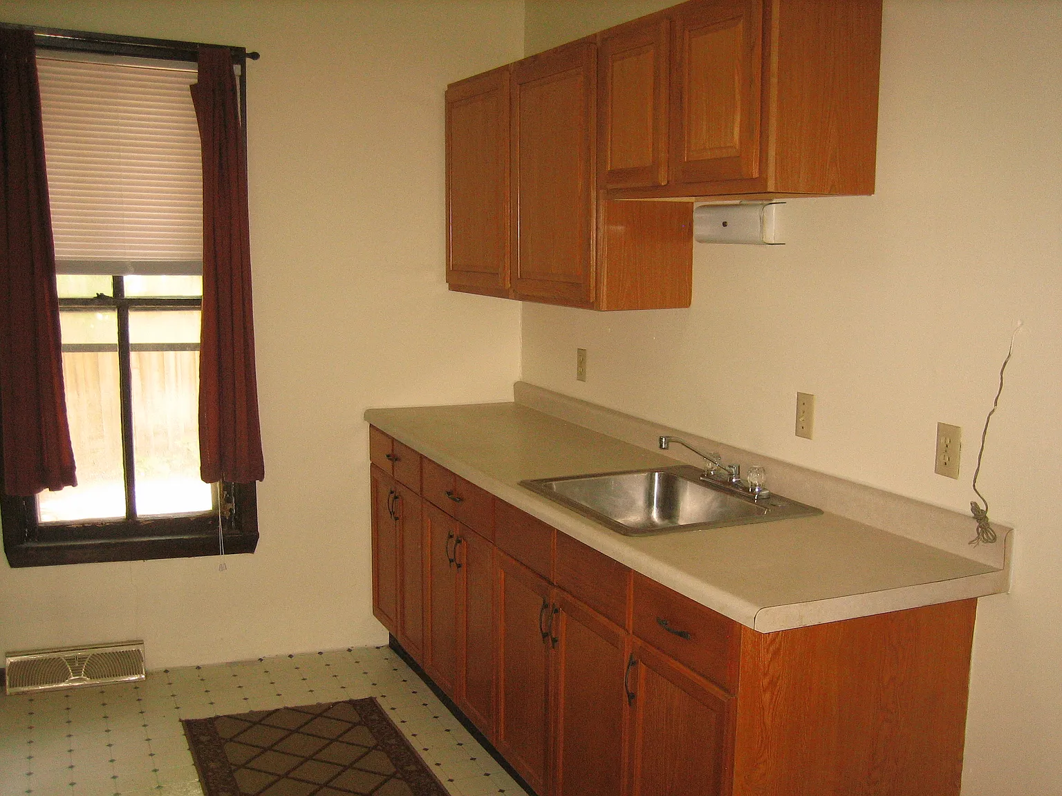 Studio, 450 sqft, $790 — Photo 2