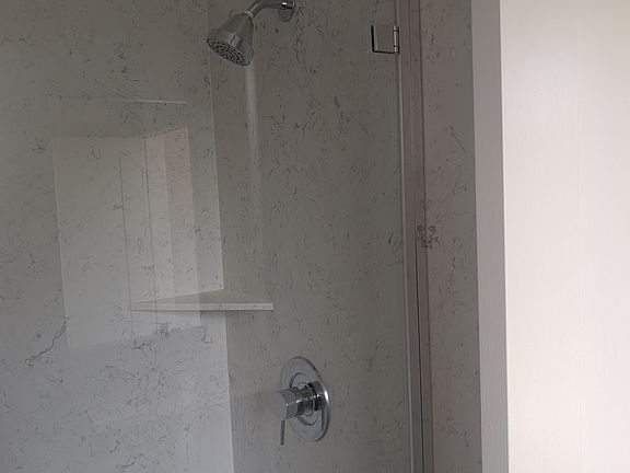 4th image of 985 41st St #141