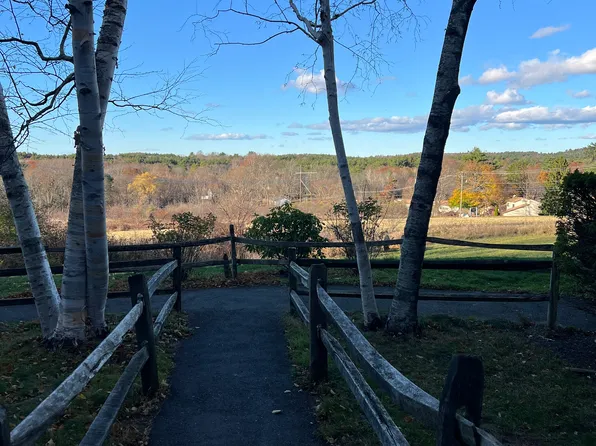 British Colonial Apartments