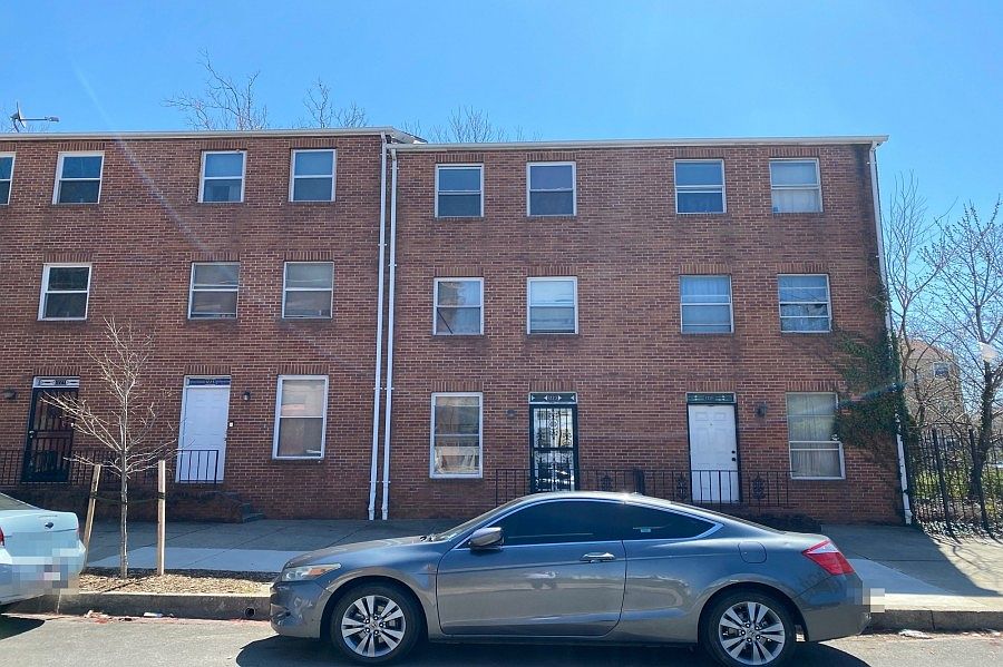 1st image of 1223 E Oliver St
