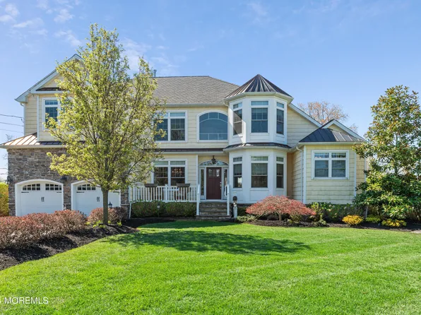 8 Wesley Street, Monmouth Beach, NJ 07750