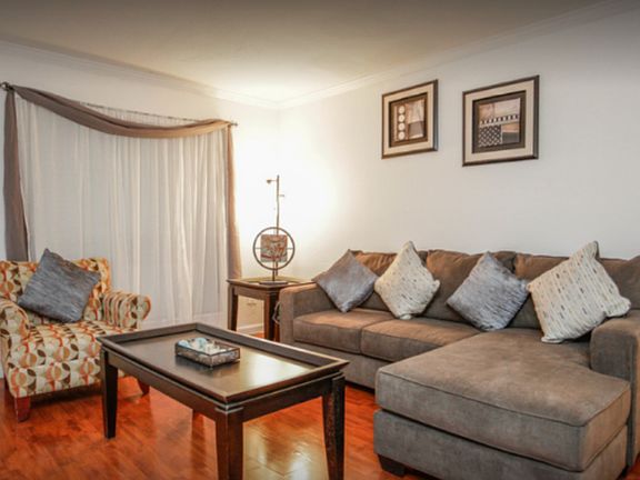 3rd image of 6130 Southwest Fwy APT 577