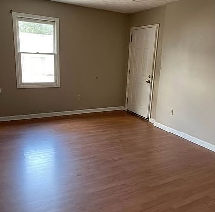 4th image of 337 High St #11567300