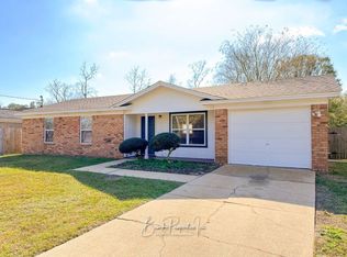 1341 Dog Track Rd, Pensacola, FL 32506