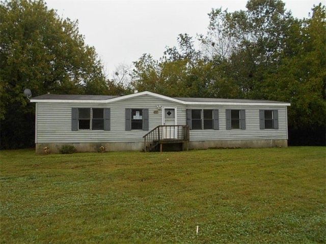 1st image of 5595 Betty Ln