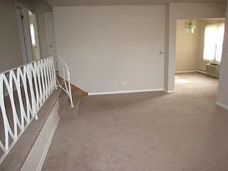 3 bed, 1.5 bath, 1200 sqft, $2,200 — Photo 2