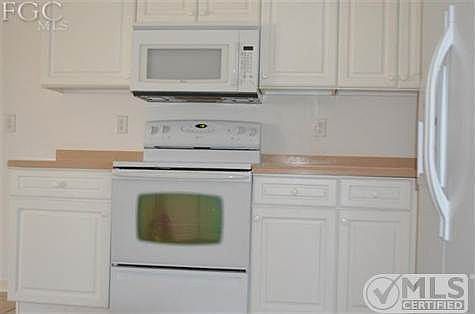 4th image of 2507 27th St W Unit 10