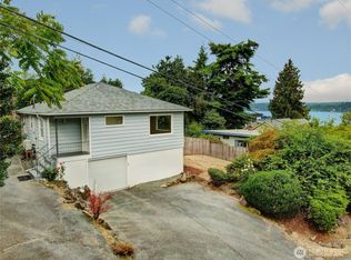 3810 NE 155th St, Lake Forest Park, WA 98155