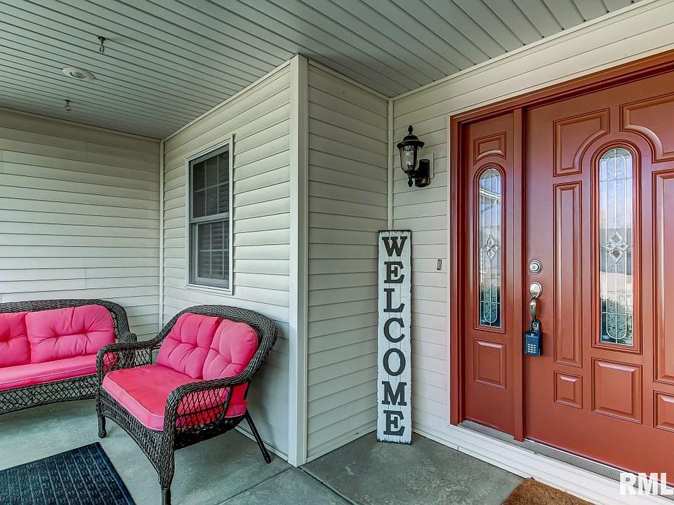 524 Willows Ave, Chatham, IL 62629 Zillow