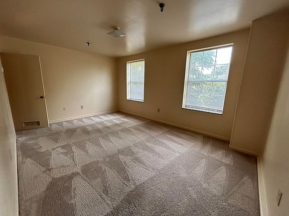 3rd image of 397 Highland Ave SW #305
