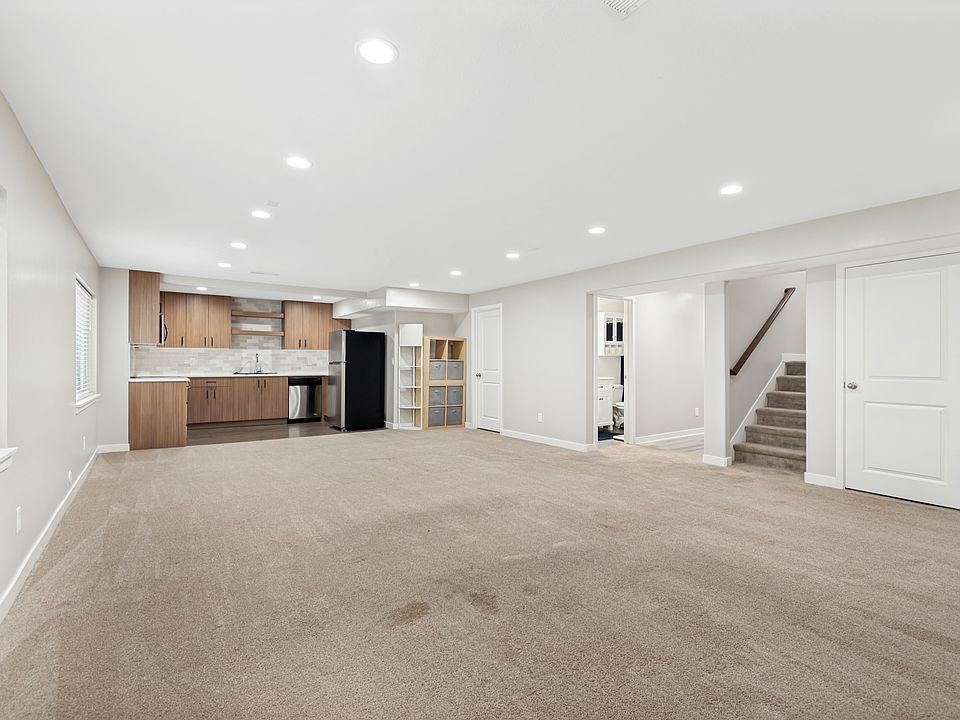 1st image of 5151 W Burntside Ave