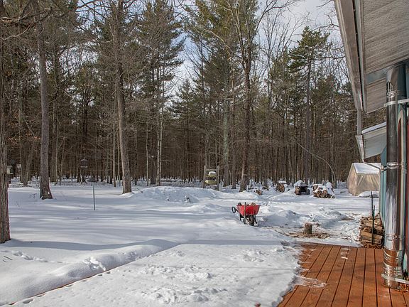 4th image of 210 Plains Rd