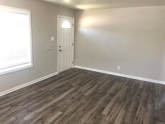 3rd image of 1254 S Beach Ct