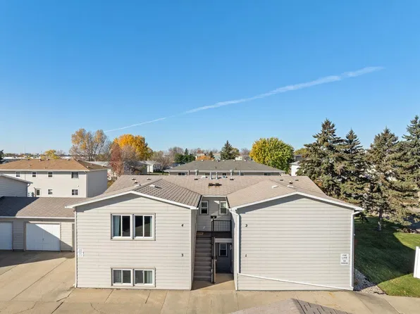 606 19th Ave SE, Minot, ND 58701
