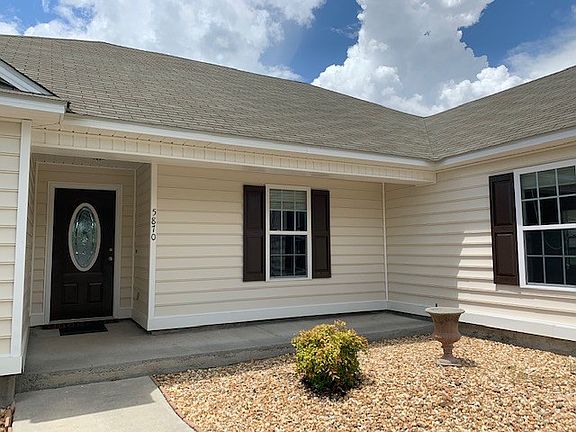 3rd image of 5870 Barkley Ln