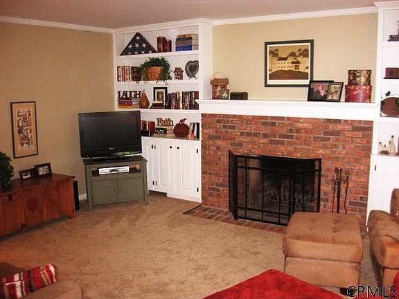 4th image of 110 Nottingham Way S