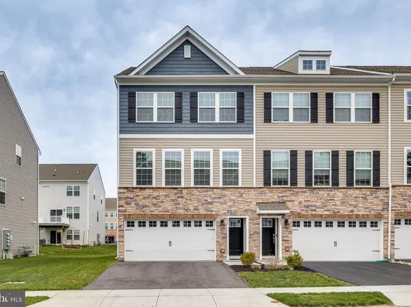 488 Monte Farm Rd, Mount Laurel, NJ 08054
