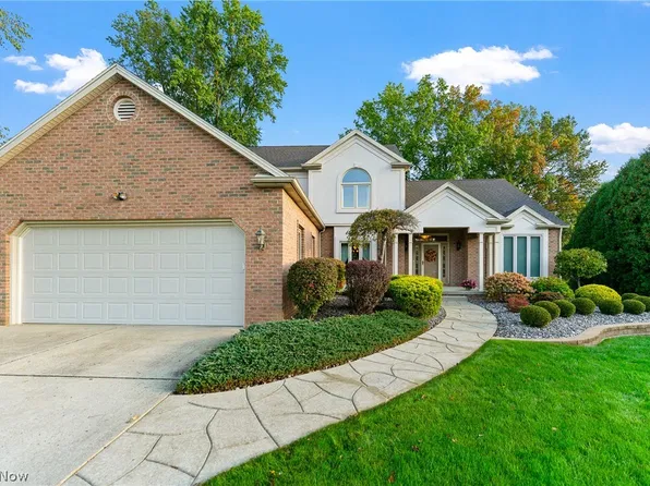 1458 Tori Pines Ct, Canfield, OH 44406