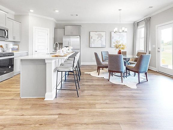 7th image of this home