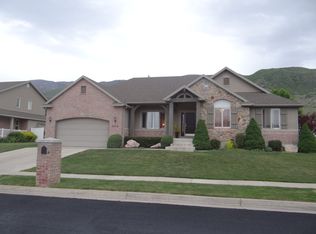 2078 N 400 W, Centerville, UT 84014