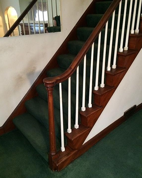 2nd image of 138 Linden St