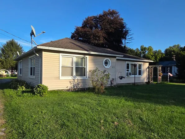 521 Wilson St, Jersey Shore, PA 17740