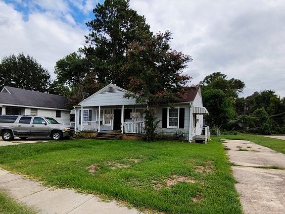 2nd image of 627 Olive St
