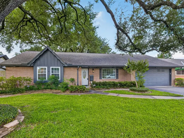 10233 Moorberry Ln, Houston, TX 77043