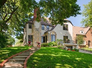 5426 Hampshire Dr, Minneapolis, MN 55419