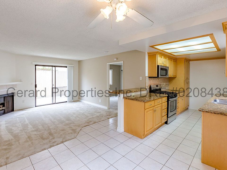 1st image of 4891 Vista Dr APT 3