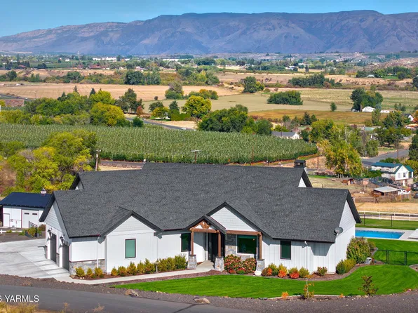 89 Westland Dr, Yakima, WA 98908
