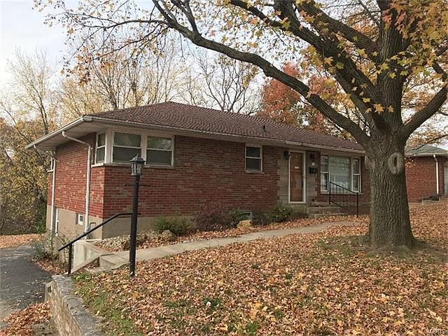 1st image of 211 Hy Vista Dr