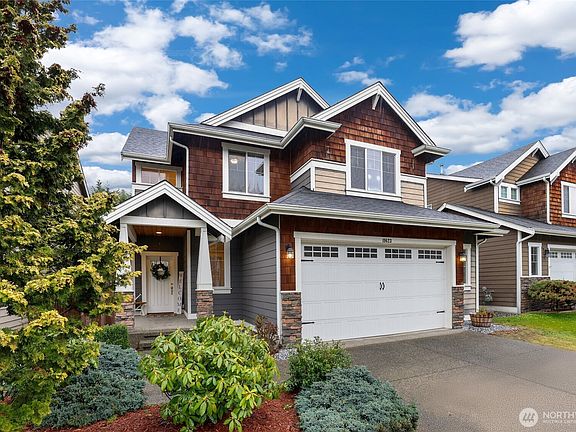 2nd image of 19623 90th Avenue Ct E