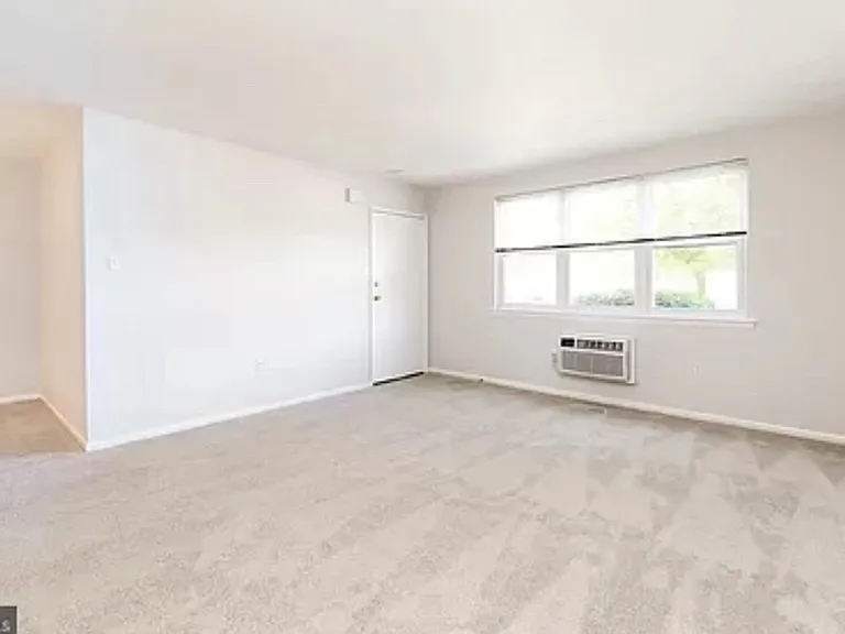 3963 Rowena Dr #2 — Photo 3
