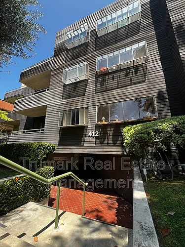 412 N Kenwood St #304 Photo 1
