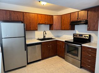 3410 Cochran Dr APT B, Colorado Springs, CO 80916