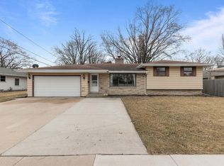 1107 E Calumet St, Appleton, WI 54915