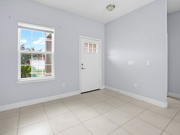 5th image of 333 SHAD Way