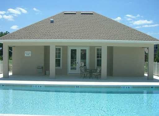 Chelsea Oaks Pool & Clubhouse