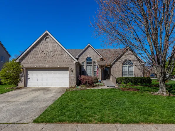 100 Granger Ln, Versailles, KY 40383