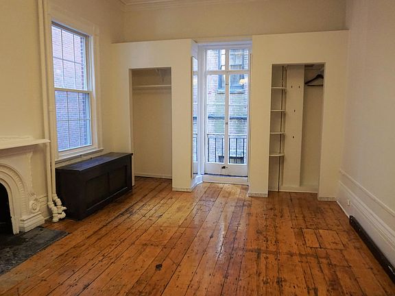 Living Area Right
