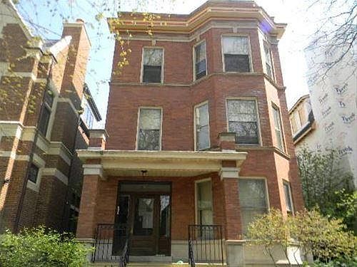 1st image of 3739 N Greenview Ave #2REAR