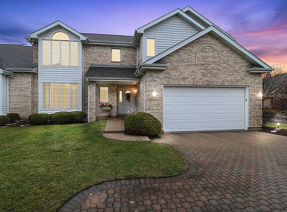 2nd image of 3034 Rosebrook Cir