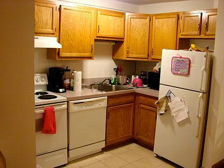 2 bed, 750 sqft, $4,100 — Photo 4