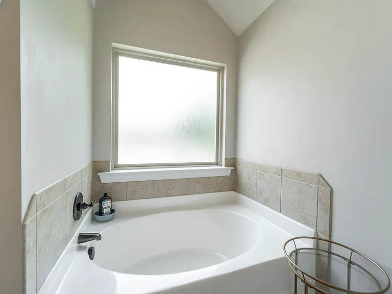 231 Claudia Dr — Photo 24