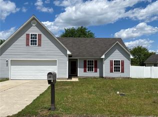 5304 Ahoskie Dr, Hope Mills, NC 28348