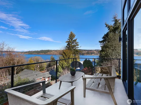 4224 NE 124th Street, Seattle, WA 98125